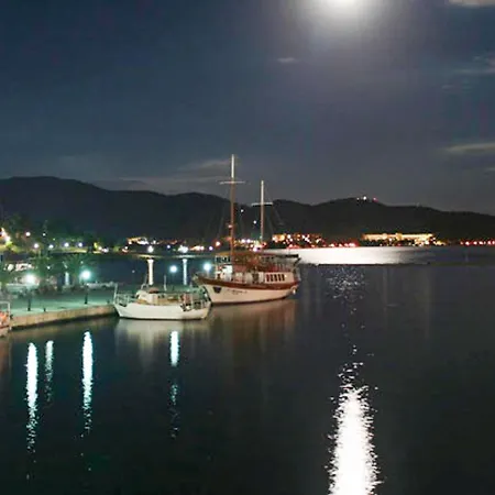 Hotel Family-friendly, 2-bedroom In Neos Marmaras With Balcony And Sithonia
