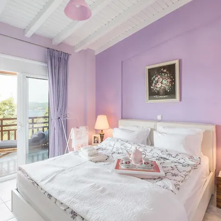 Family-friendly, 2-bedroom In Neos Marmaras With Balcony And Hotel Sithonia