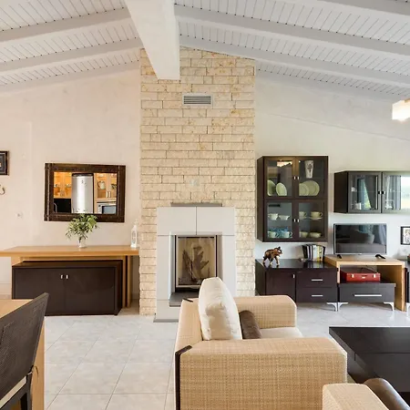 Family-friendly, 2-bedroom In Neos Marmaras With Balcony And Hotel